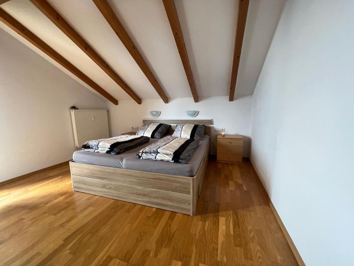 D&R Appartement Bei Rosenheim Buitenkant foto